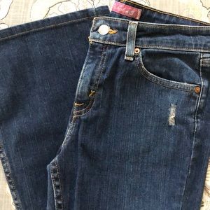 Levi’s Low Flare 519 Jeans